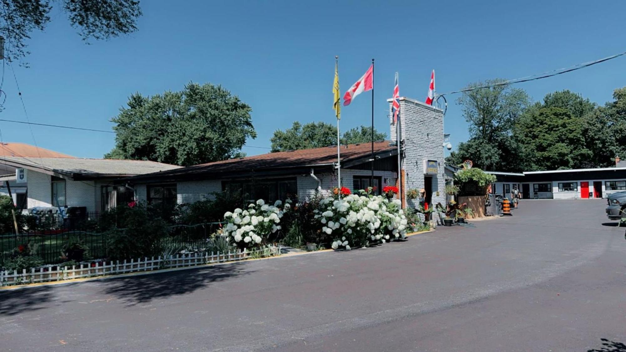 Crestwood Motel Burlington Exteriör bild
